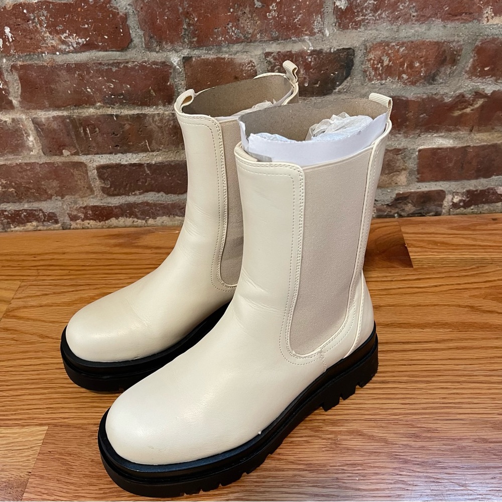 CREAM PLATFORM BOOTS